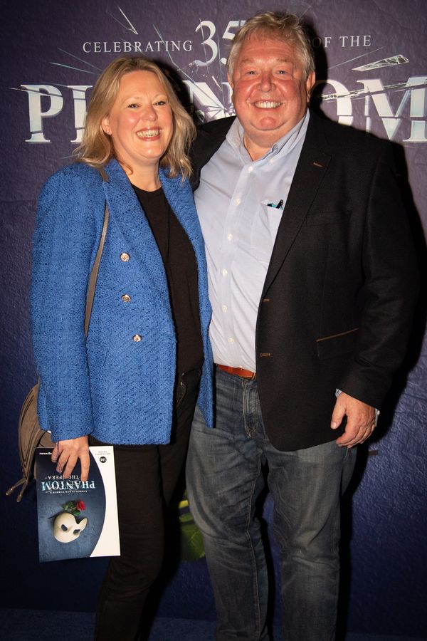 Photos: THE PHANTOM OF THE OPERA Celebrates 35th Anniversary in the UK! — photo 9 of 34