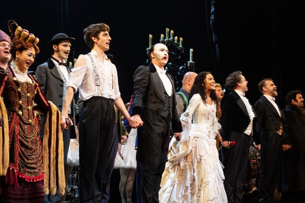 Photos: THE PHANTOM OF THE OPERA Celebrates 35th Anniversary in the UK! — photo 30 of 34