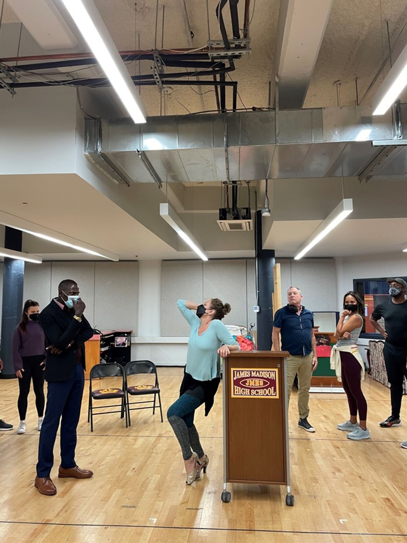 Photos: Get A First Look At The Cast Of THE PROM On Tour In Rehearsal  Image