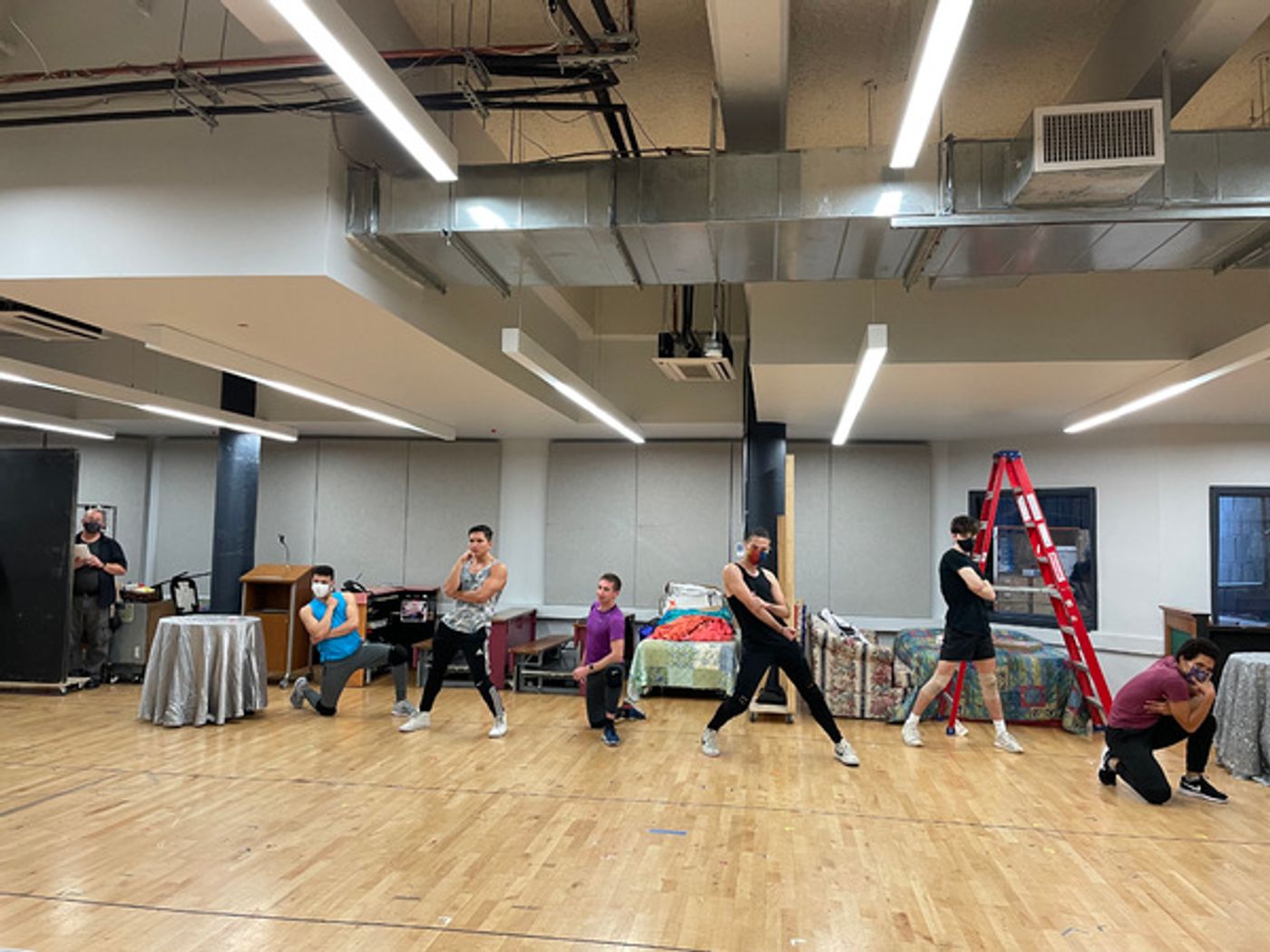 Photos: Get A First Look At The Cast Of THE PROM On Tour In Rehearsal  Image