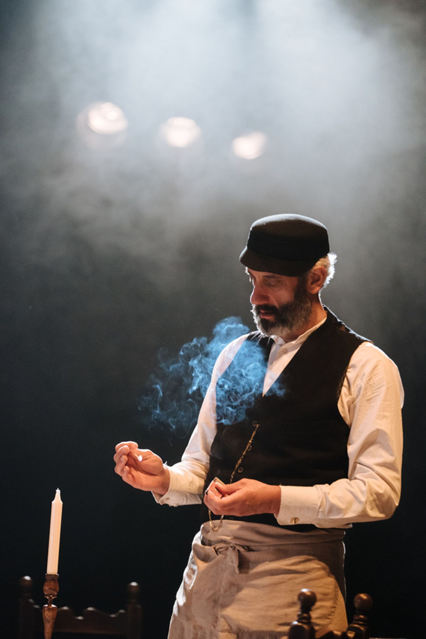 Photos: First Look at LOVE AND OTHER ACTS OF VIOLENCE at Donmar Warehouse  Image