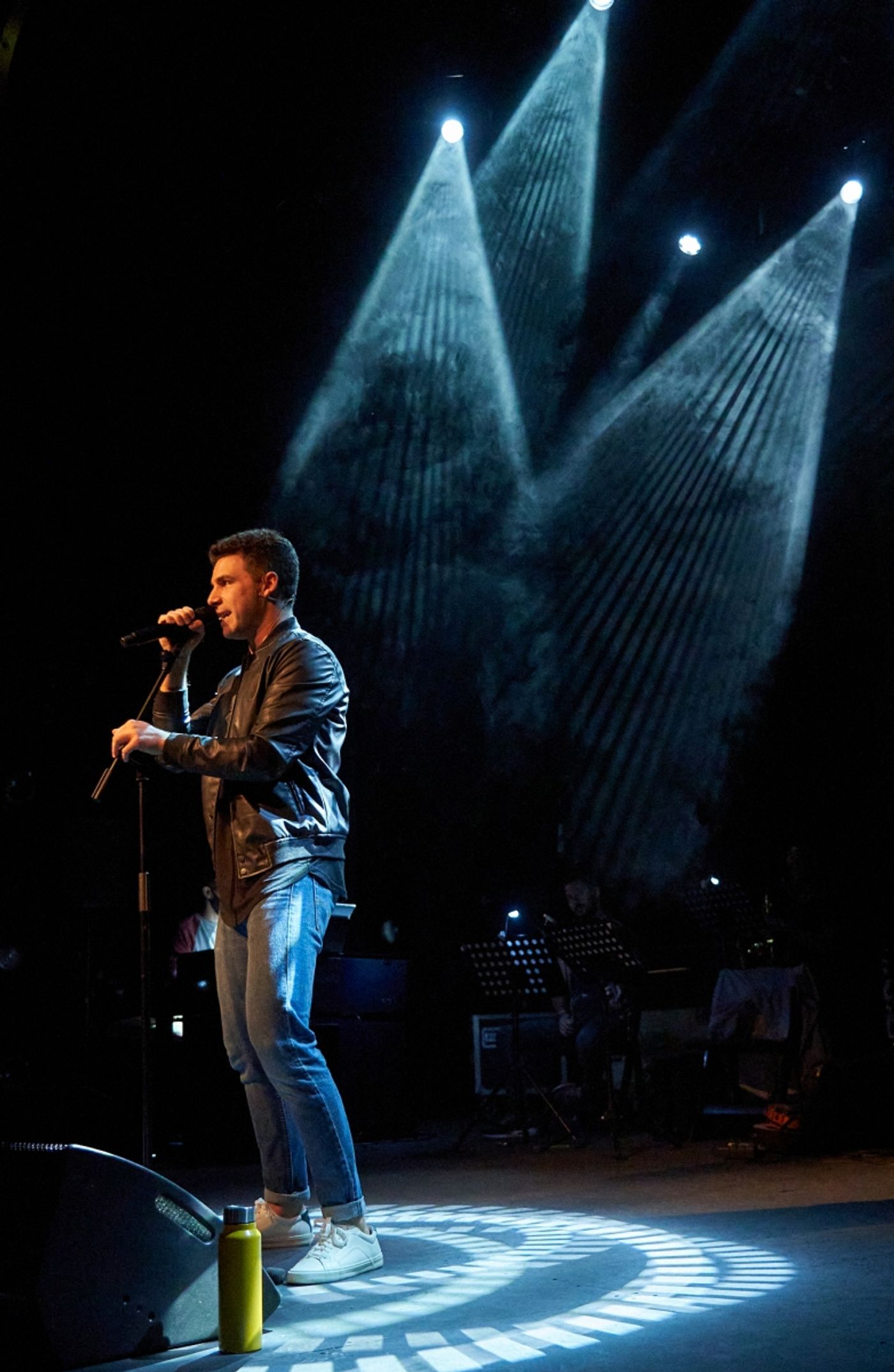 PHOTO FLASH: Ensayo general de EL PRIMER DIA DE NUESTRAS VIDAS  Image