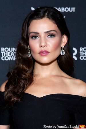 Danielle Campbell Photo