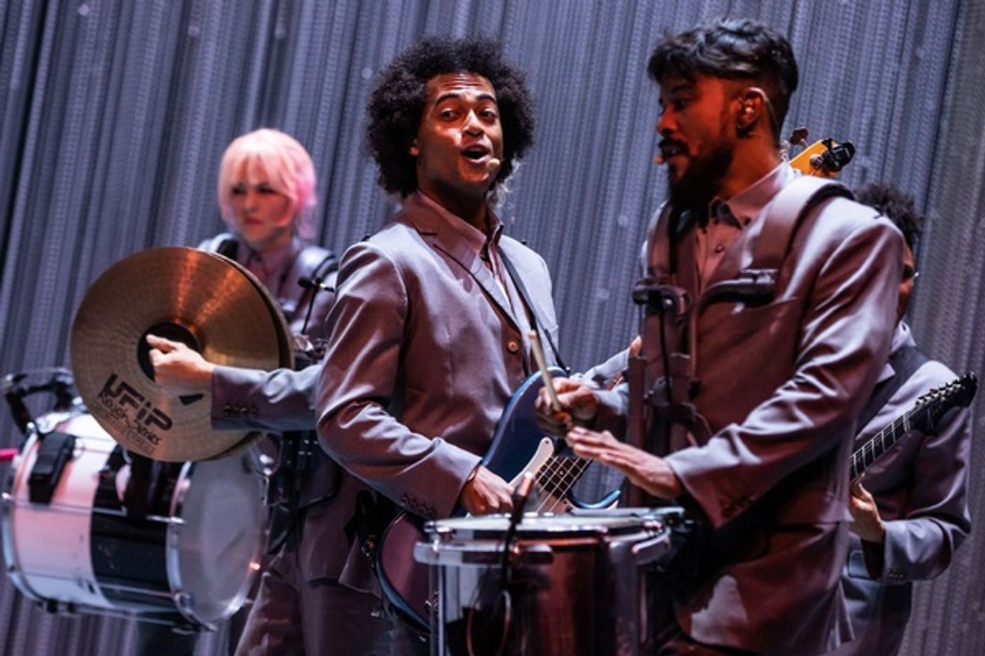 Photos: First Look at DAVID BYRNE'S AMERICAN UTOPIA Reopening on Broadway This Sunday  Image