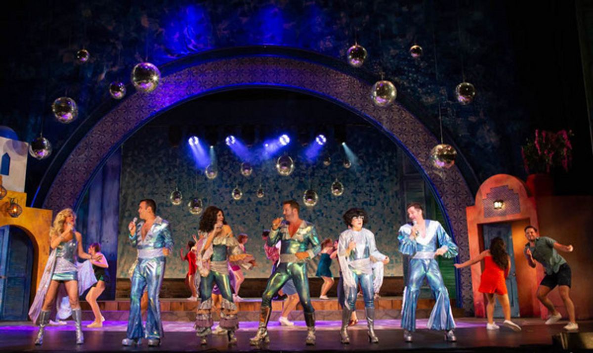 Sandy Bainum, Brayden Hade, Kim Huber, Eric Martsolf, Lisa Dyson and Christopher Robert Smith with the company at 