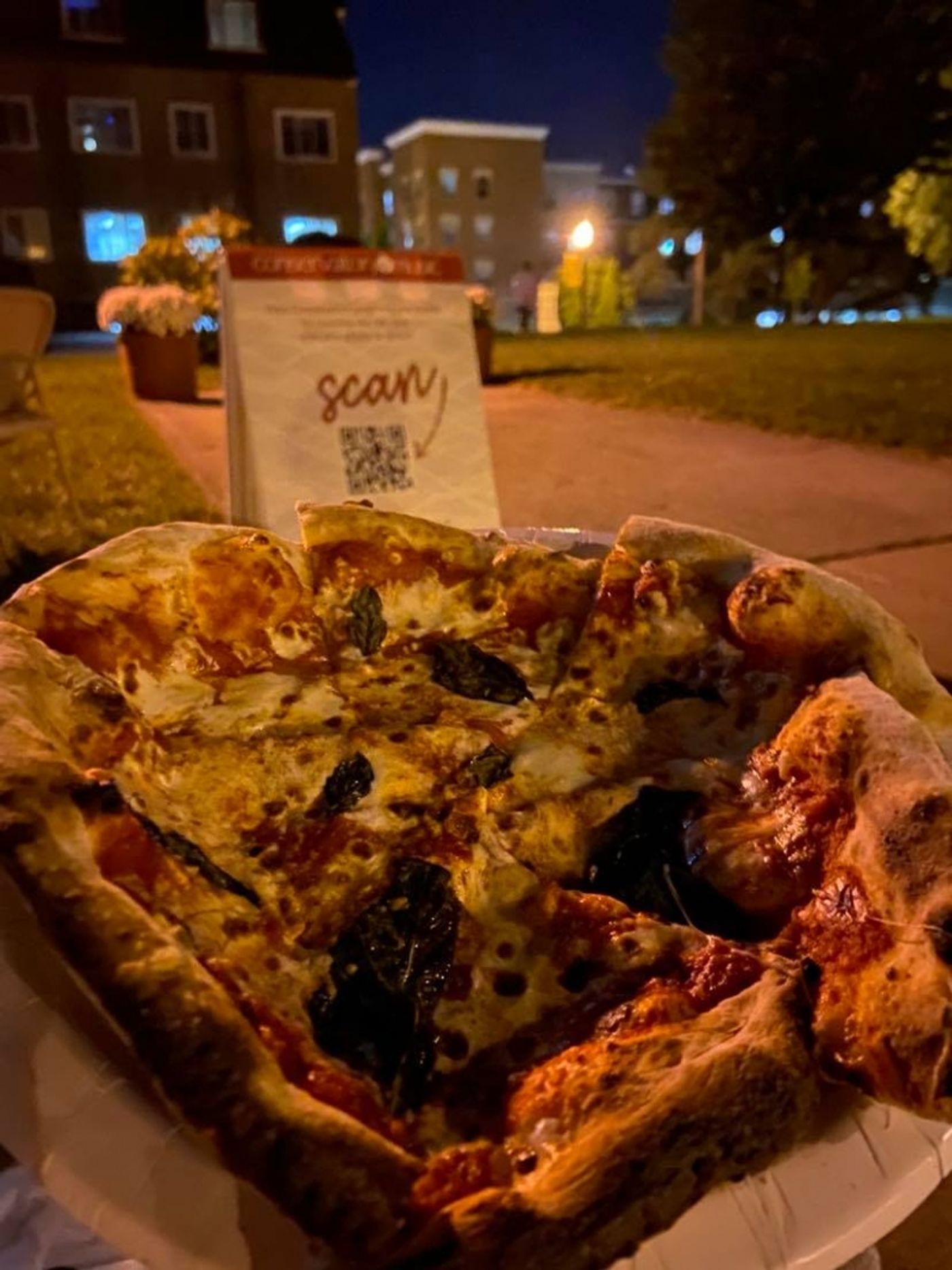 Student Blog: The Campus is Buzzing Again - Frosty's World #16  Image