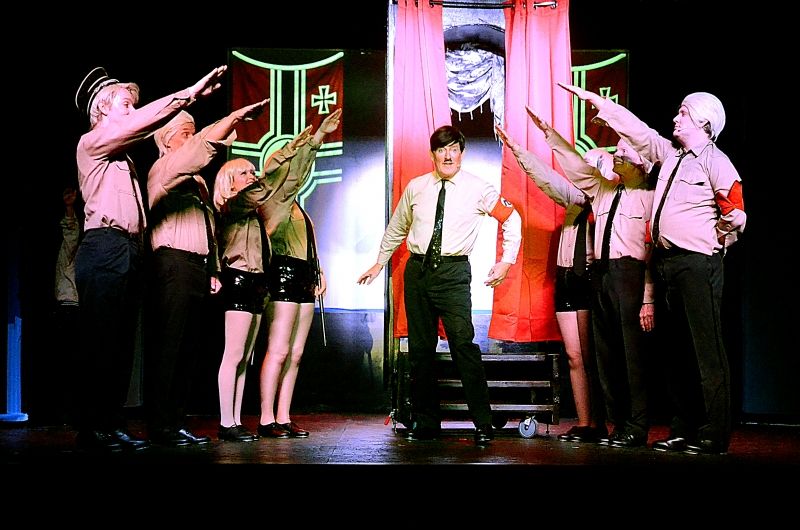 Review: THE PRODUCERS at Desert Theatreworks  Image