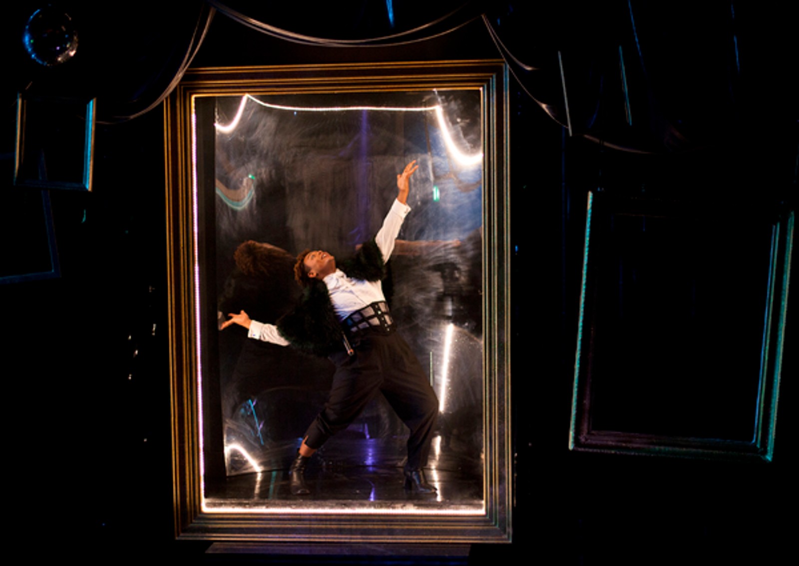 Photos: First Look at DORIAN at Reading Rep Theatre — photo 9 of 12