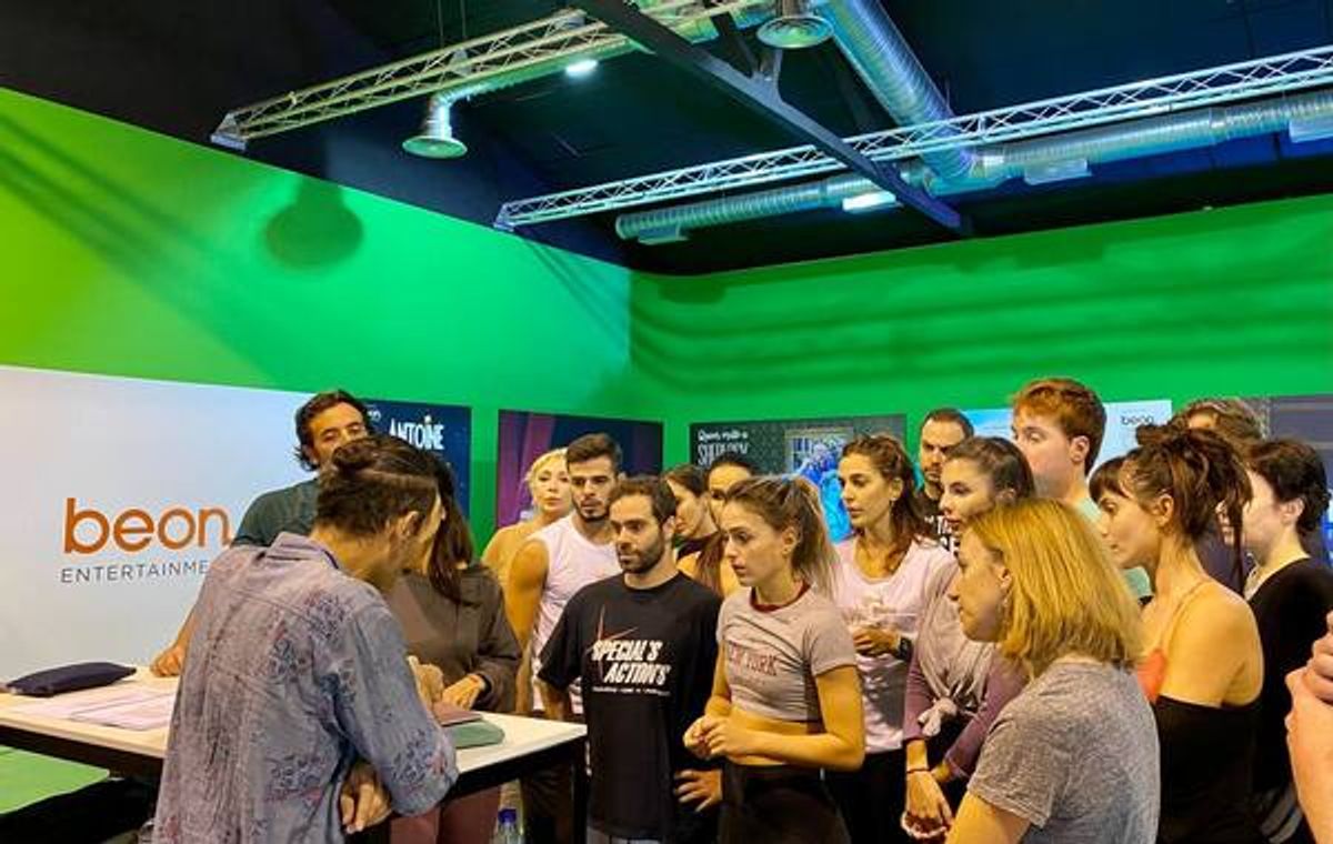 Federico Barrios dirige el musical. at Comienzan los ensayos de EL TIEMPO ENTRE COSTURAS