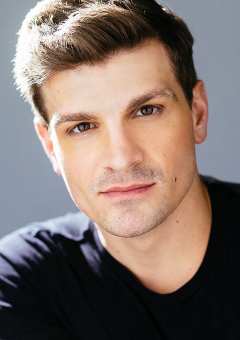 MRS. DOUBTFIRE Begins Previews Tonight on Broadway; Meet the Cast!  Image