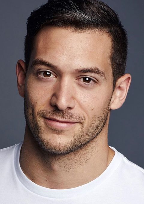 MRS. DOUBTFIRE Begins Previews Tonight on Broadway; Meet the Cast!  Image