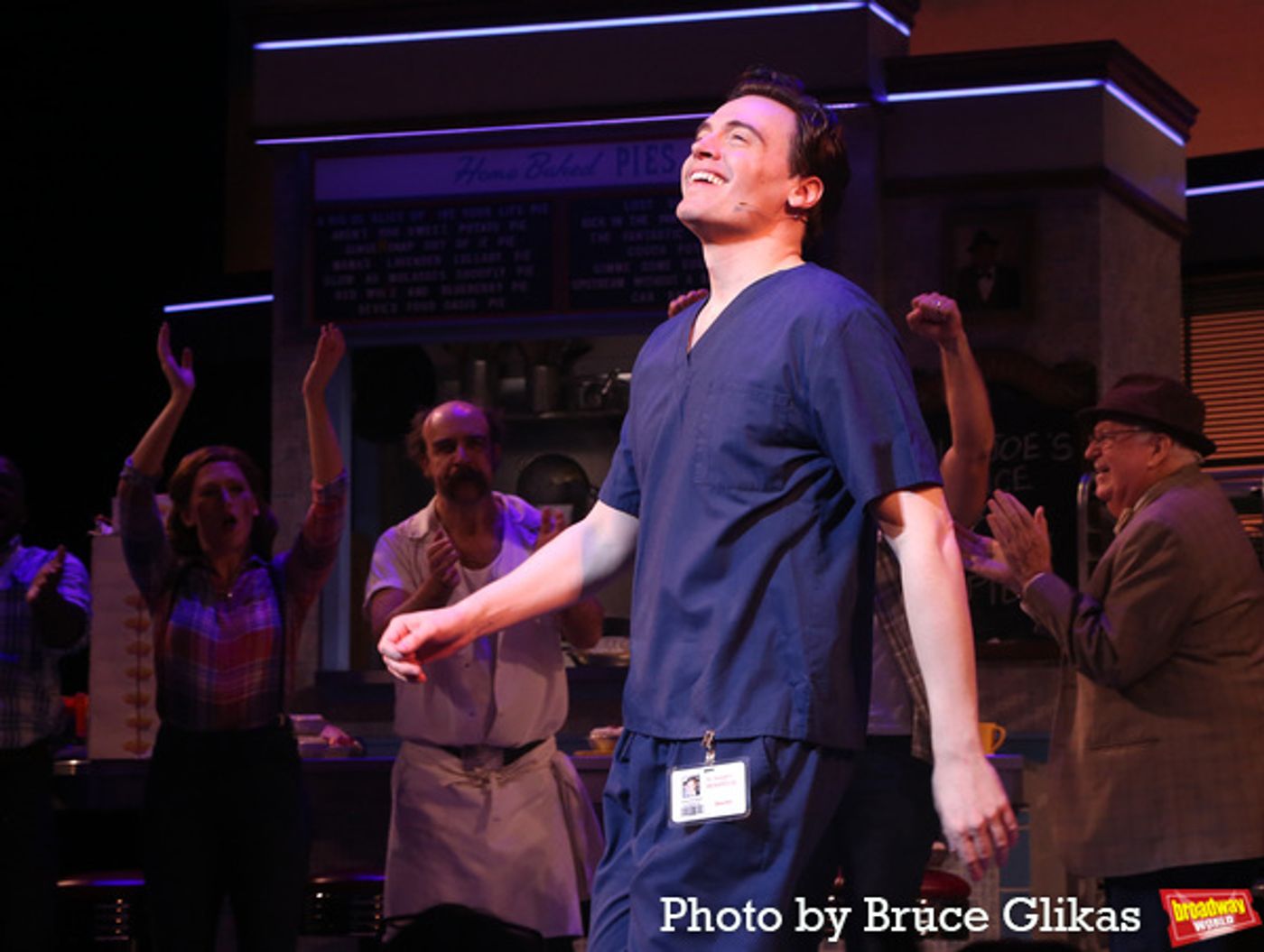 Photos: Jennifer Nettles, Erich Bergen, Nik Dodani and Ben Thompson Take First Bows in WAITRESS  Image