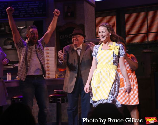 Jennifer Nettles Photo