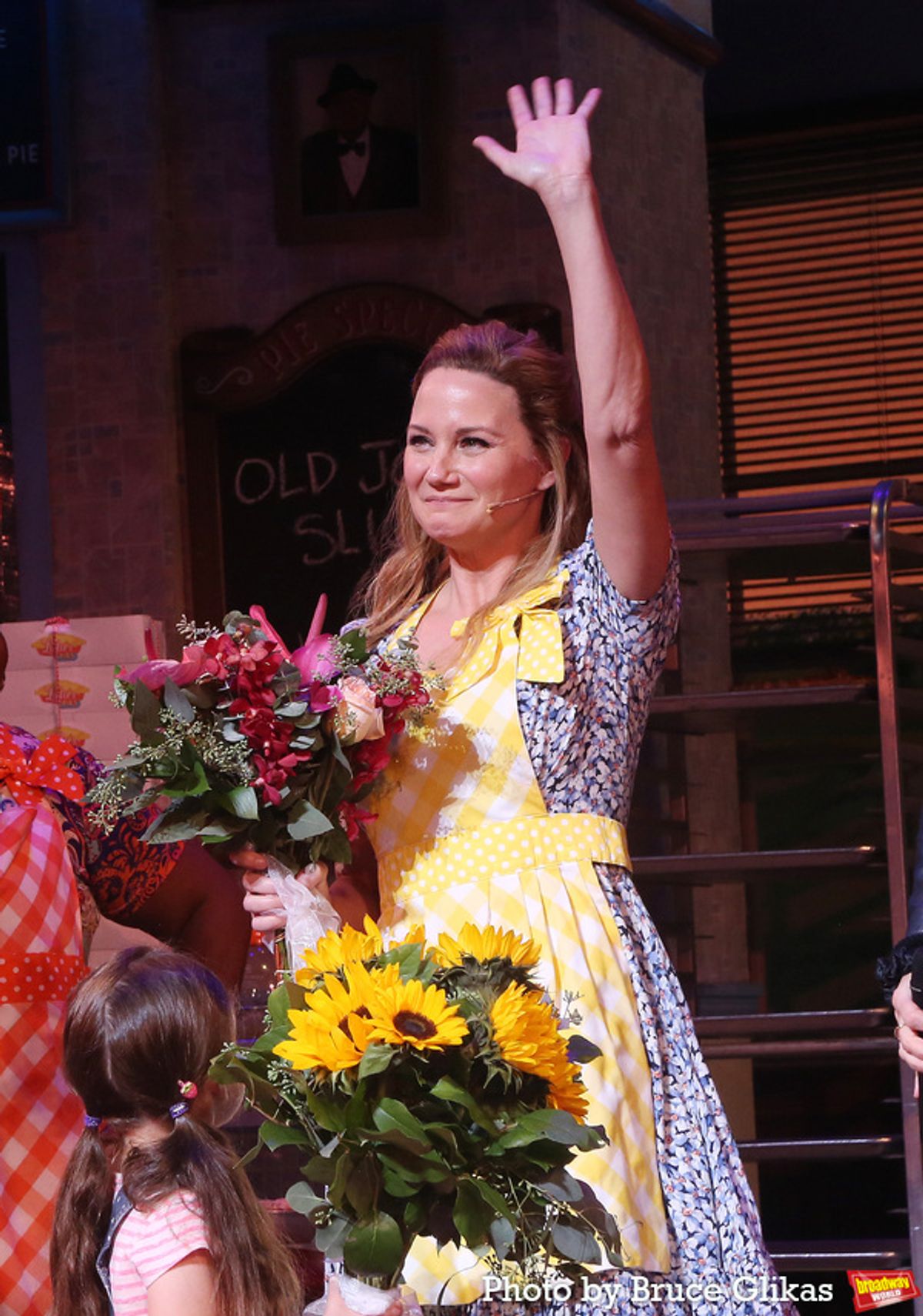 Jennifer Nettles  at 