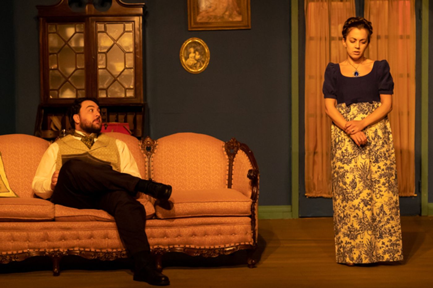 Photos: First look at Curtain Players' ANGEL STREET Photos: First look at Curtain Players' ANGEL STREET Image