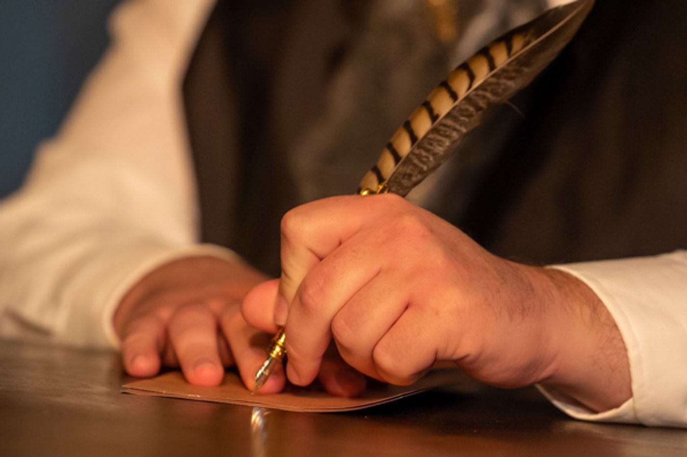 Photos: First look at Curtain Players' ANGEL STREET Photos: First look at Curtain Players' ANGEL STREET Image