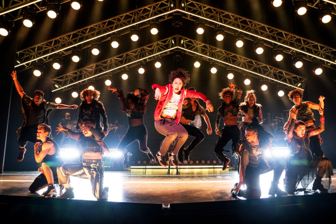 Photos: First Look at Heidi Blickenstaff, Morgan Dudley & More in JAGGED LITTLE PILL Returning to Broadway Tonight  Image