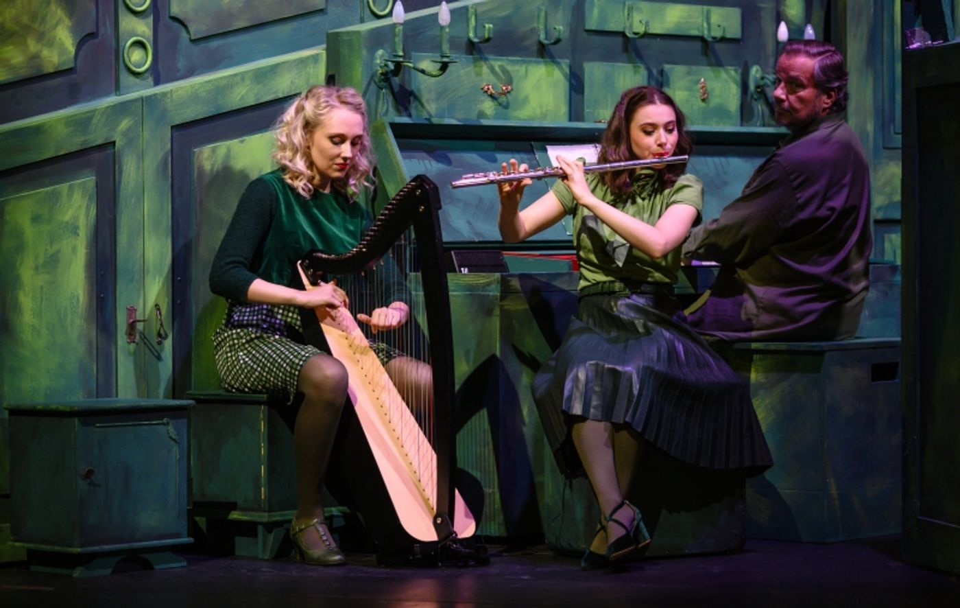 Review: AMELIE DE MUSICAL ⭐⭐⭐ at Theater De Veste Delft! Review: AMELIE DE MUSICAL ⭐⭐⭐ at Theater De Veste Delft! Image