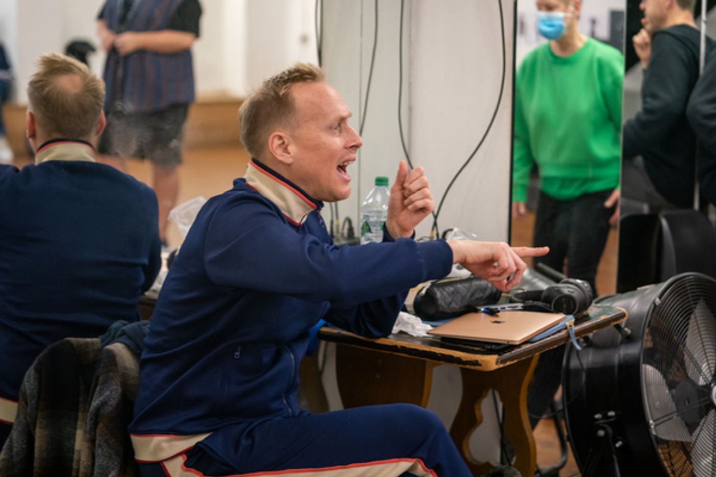 Photos: In Rehearsal for the UK & Ireland Tour of THE ADDAMS FAMILY  Image