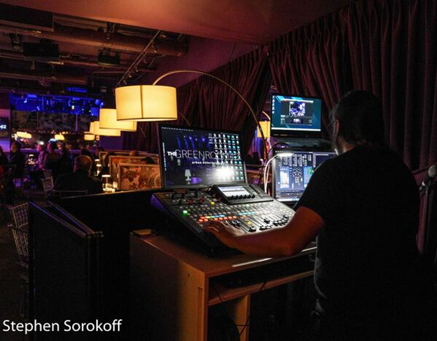 Photo Coverage: Isaac Sutton Returns to New York City at the Green Room 42  Image