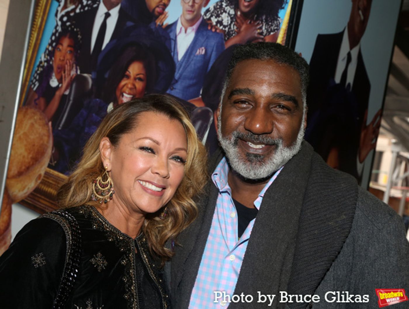 Photos: Vanessa Williams Visits CHICKEN AND BISCUITS on Broadway  Image
