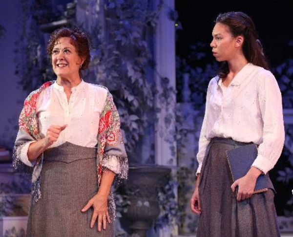 Karen Ziemba and Nicole King Photo