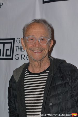Joel Grey Photo