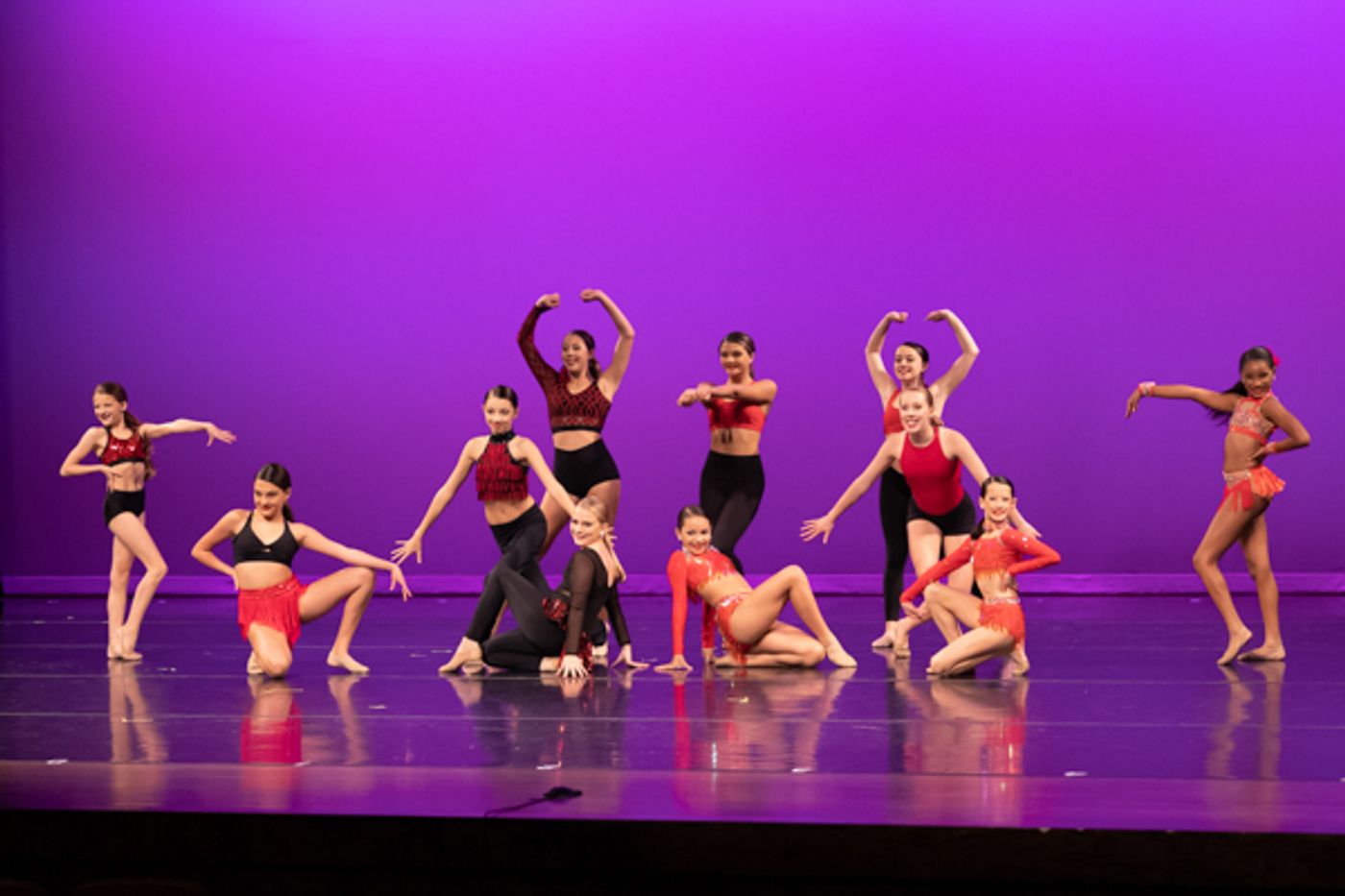 Photos: Inside New Vision Dance Co.'s RETROSPECTIVE III Photos: Inside New Vision Dance Co.'s RETROSPECTIVE III Image