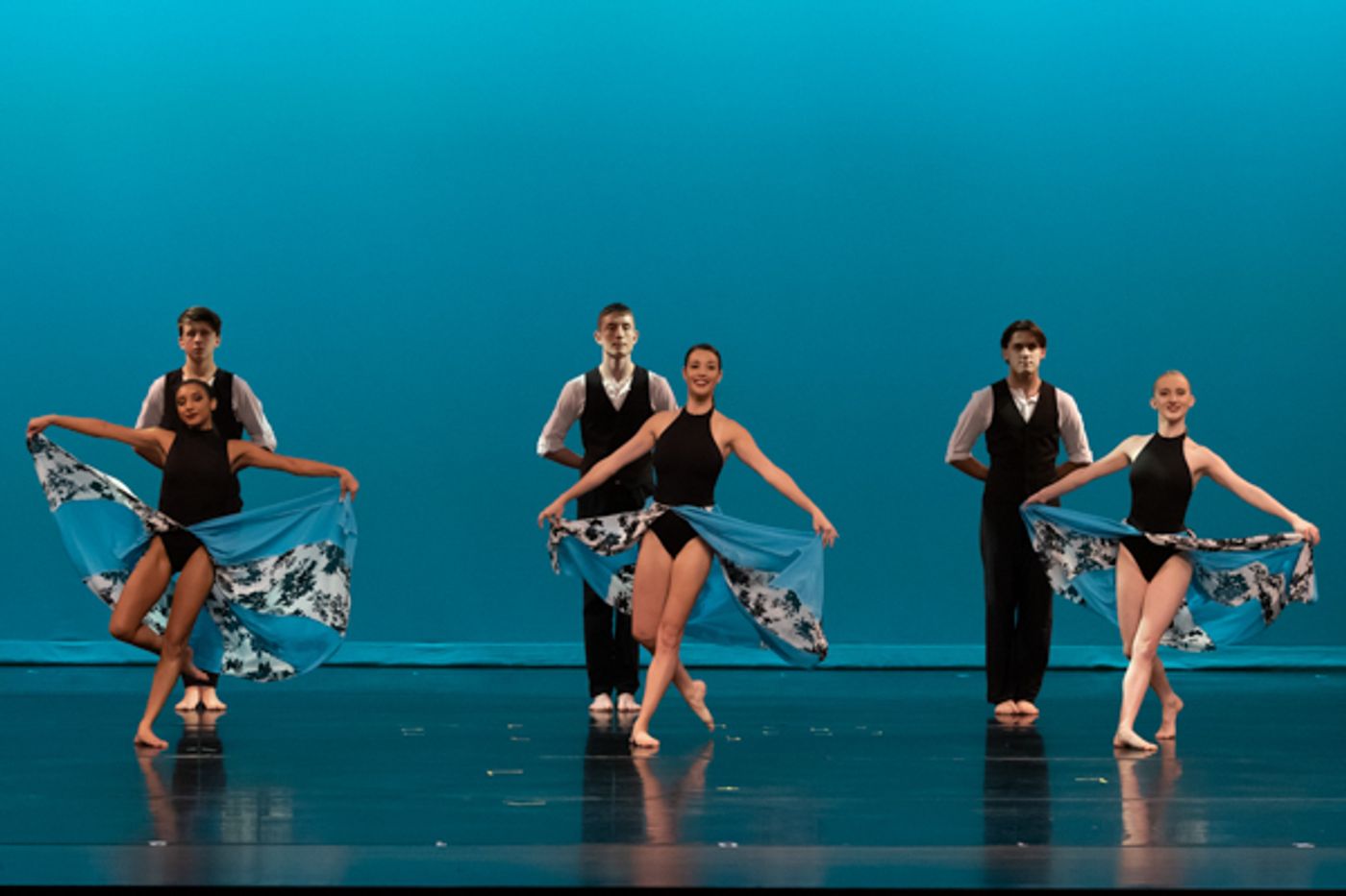 Photos: Inside New Vision Dance Co.'s RETROSPECTIVE III Photos: Inside New Vision Dance Co.'s RETROSPECTIVE III Image