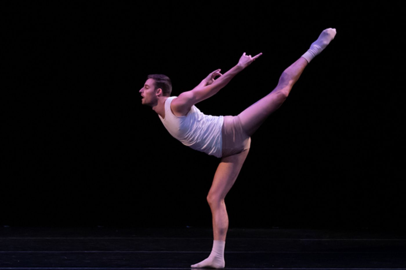 Photos: Inside New Vision Dance Co.'s RETROSPECTIVE III Photos: Inside New Vision Dance Co.'s RETROSPECTIVE III Image