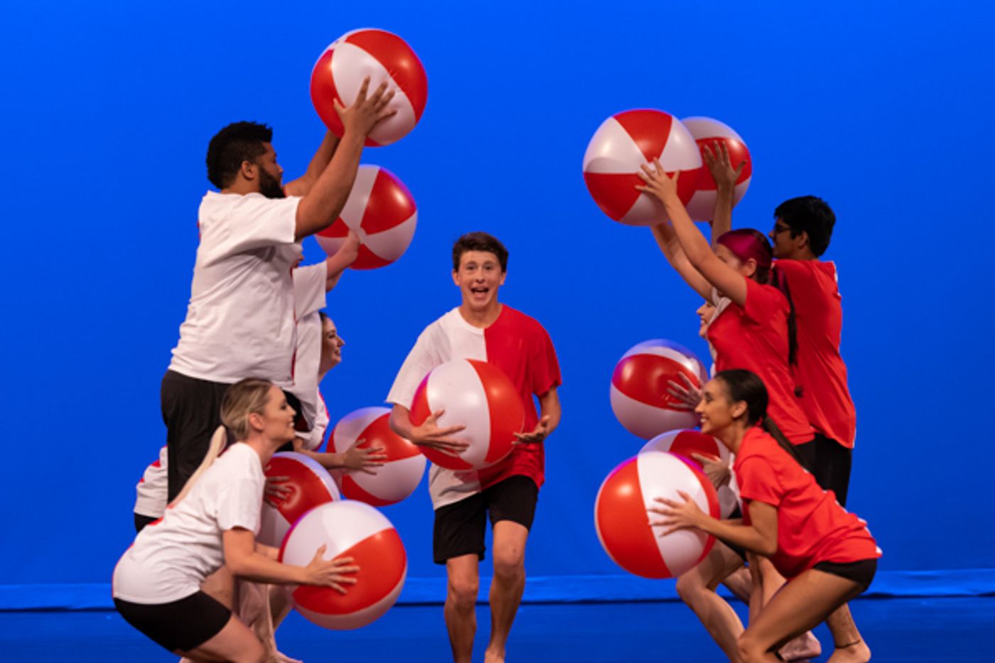 Photos: Inside New Vision Dance Co.'s RETROSPECTIVE III Photos: Inside New Vision Dance Co.'s RETROSPECTIVE III Image