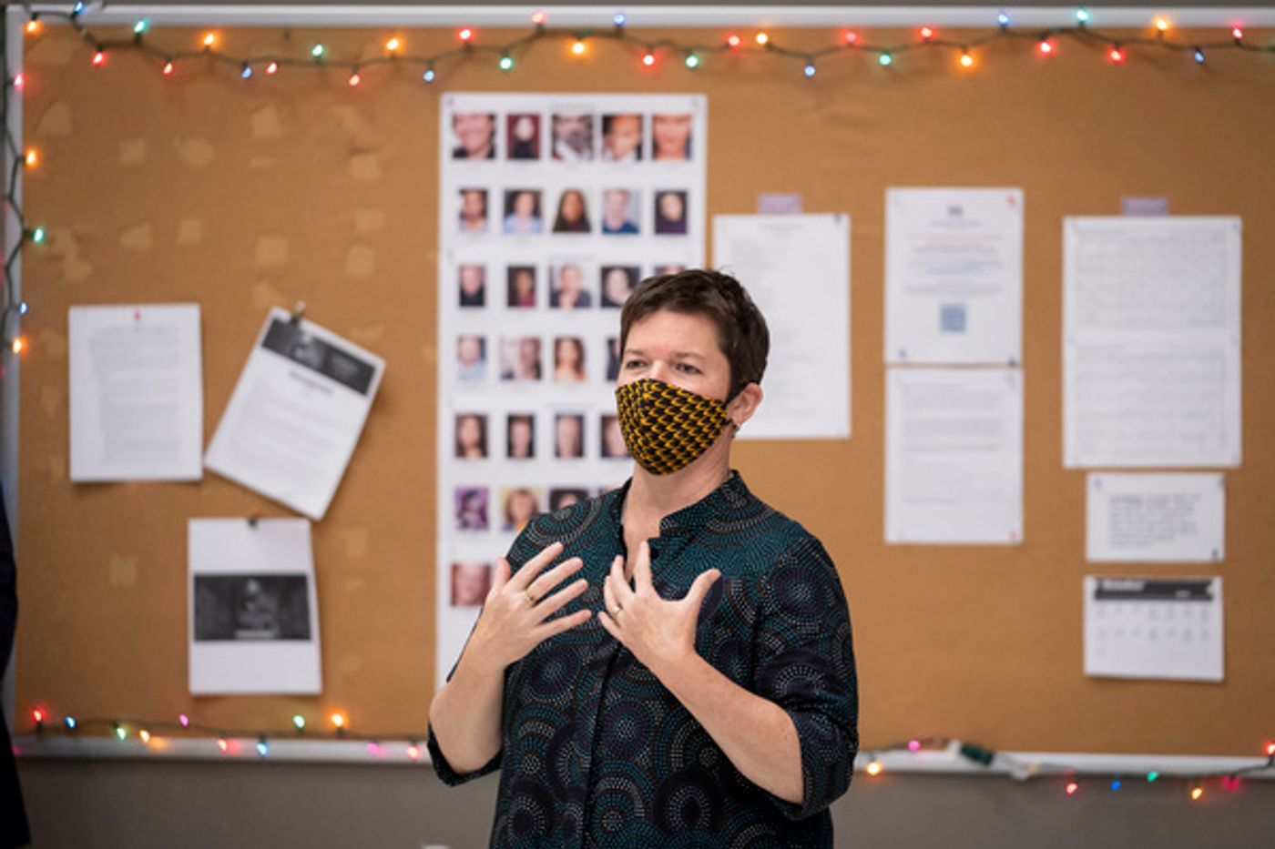 Photos: Inside Rehearsal fro A CHRISTMAS CAROL at Goodman Theatre  Image