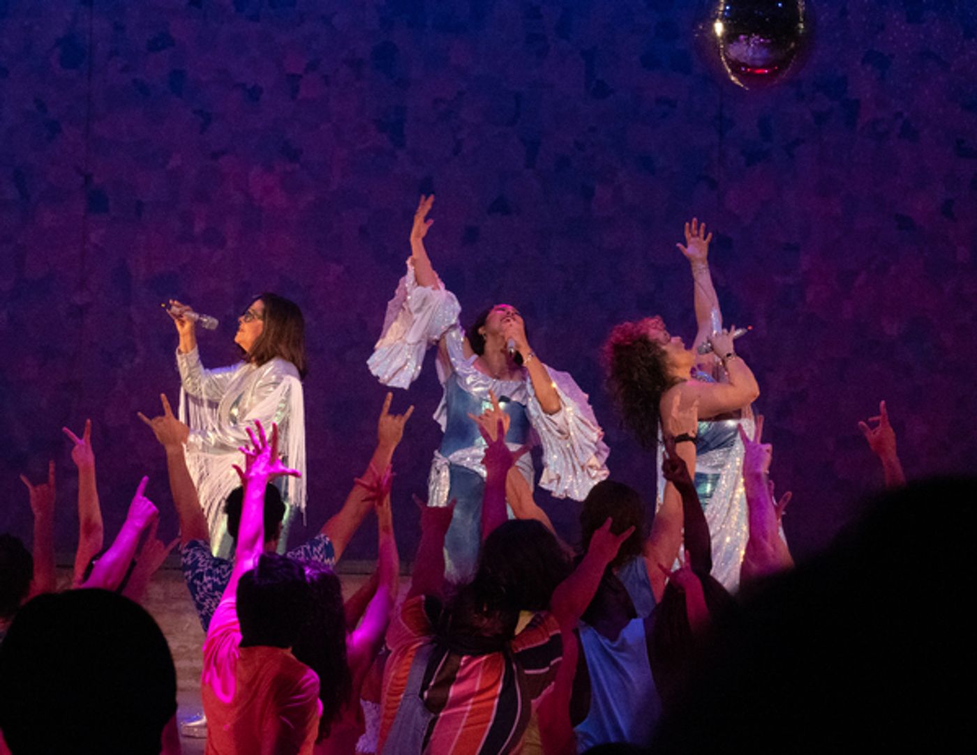 Photos: Curtain Call Of MAMMA MIA! At La Mirada Theatre Photos: Curtain Call Of MAMMA MIA! At La Mirada Theatre Image