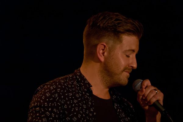 Billy Gilman, opening night of the RRAZZ ROOM presents 10-29-21 Photo