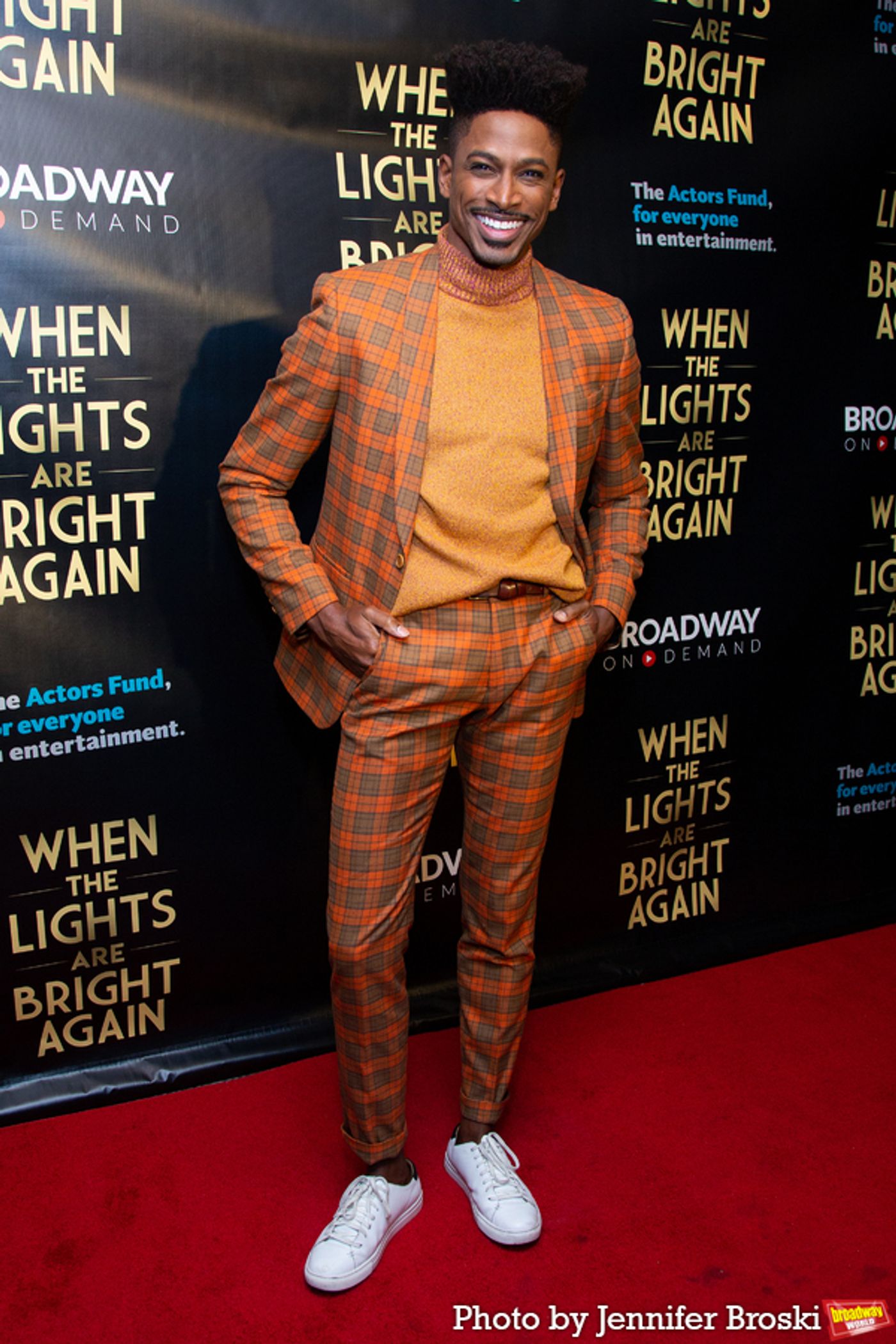 Photos: Broadway Gathers to Celebrate Launch of WHEN THE LIGHTS ARE BRIGHT AGAIN Book  Image