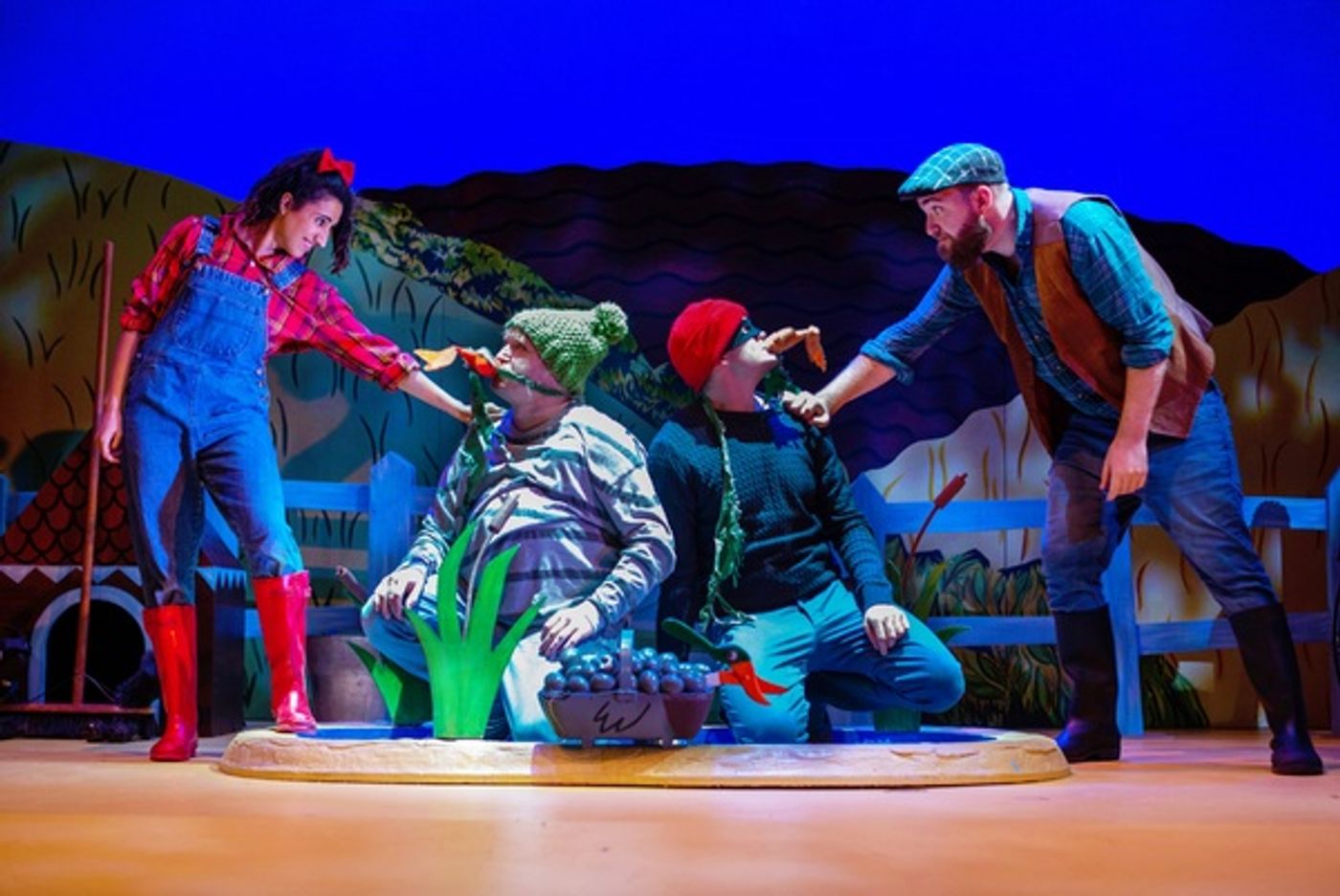 Photos: WHAT THE LADYBIRD HEARD to Open at Milton Keynes Theatre  Image