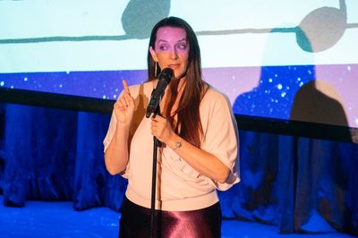 Julia Murney Photo