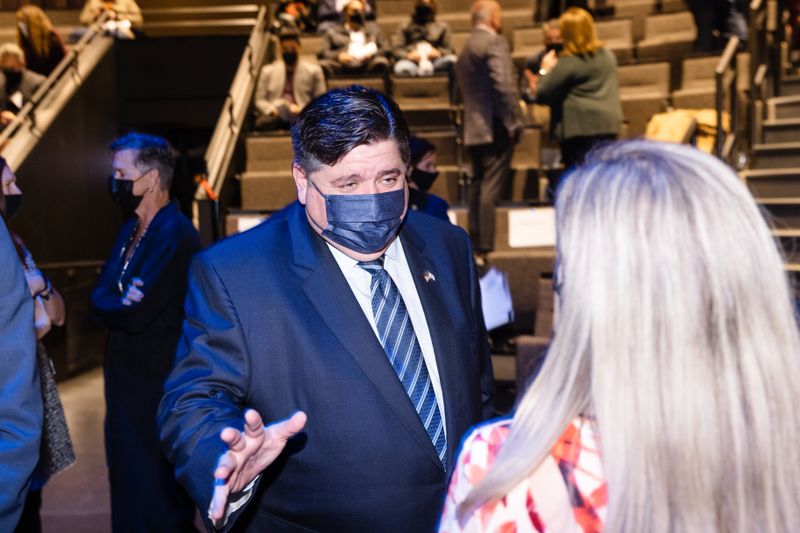 Photos: Governor JB Pritzker and Mayor Lori Lightfoot at Liz and Eric Lefkofsky Arts and Education Center — photo 7 of 7