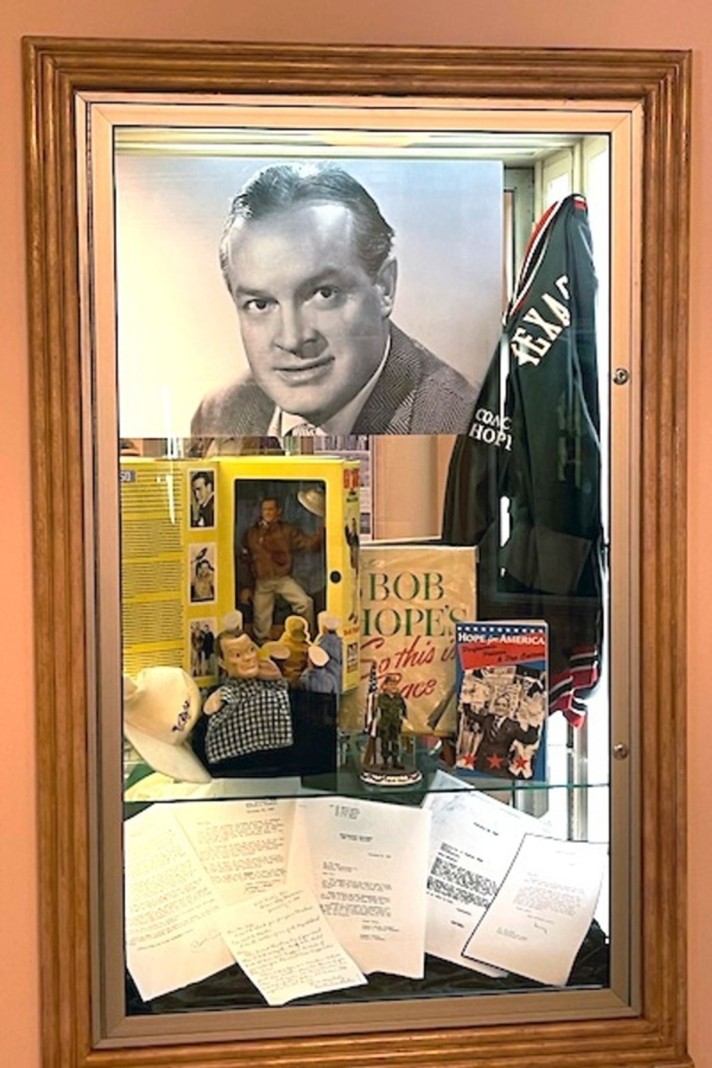 Photos: The Hollywood Museum Pays Homage To Bob Hope And The US Veterans Unable to be Saluted During The 75th Anniversary of WWII  Image