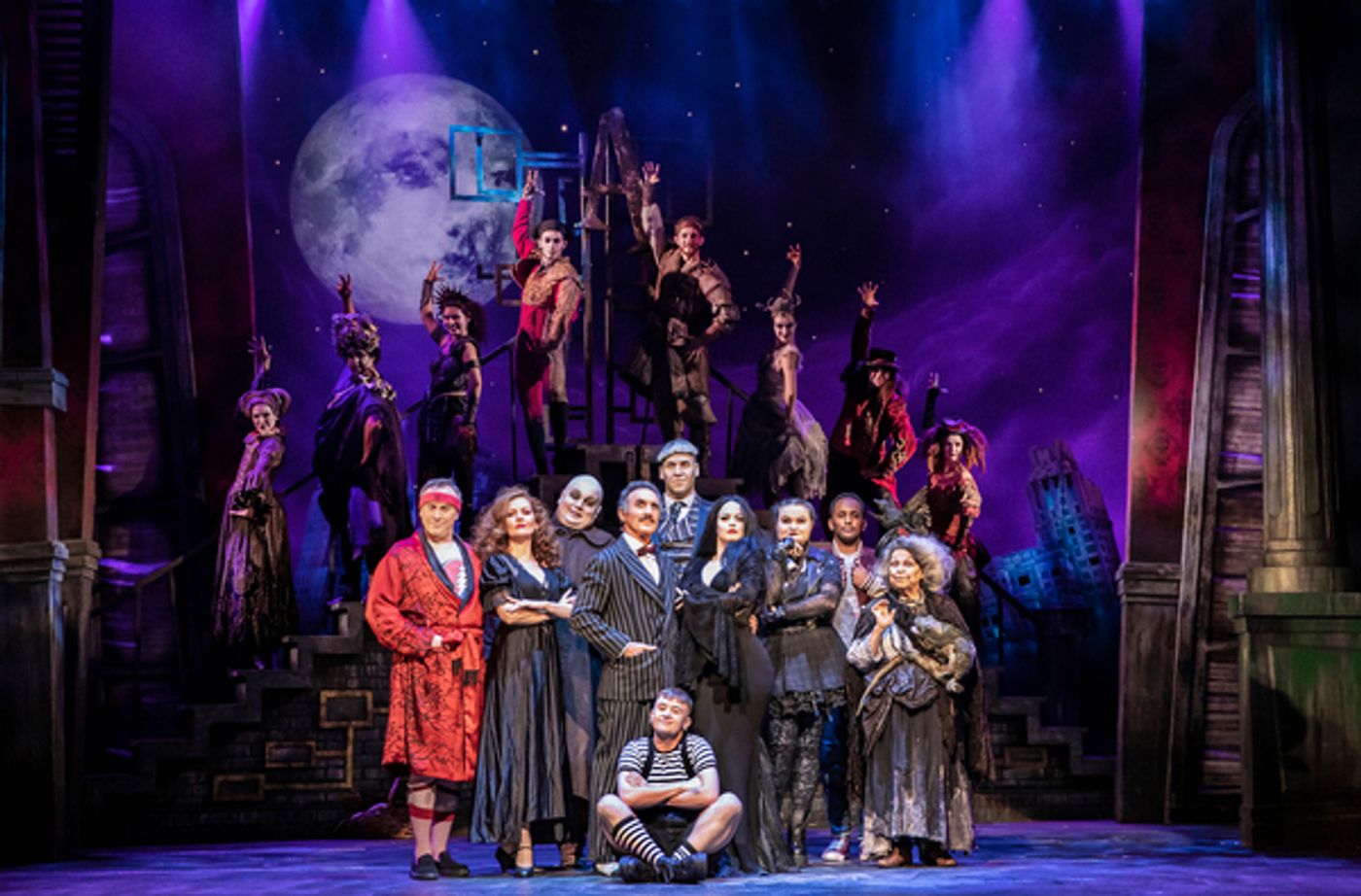 Photos: First Look at the UK and Ireland Tour of THE ADDAMS FAMILY  Image