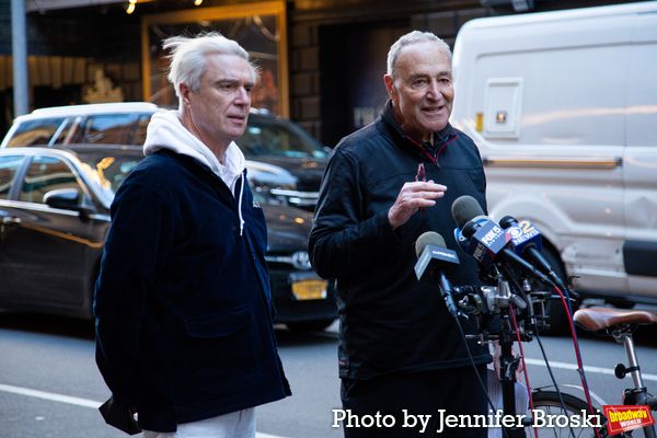 Photos: Senator Chuck Schumer Joins David Byrne for a Bike Ride to AMERICAN UTOPIA — photo 5 of 16