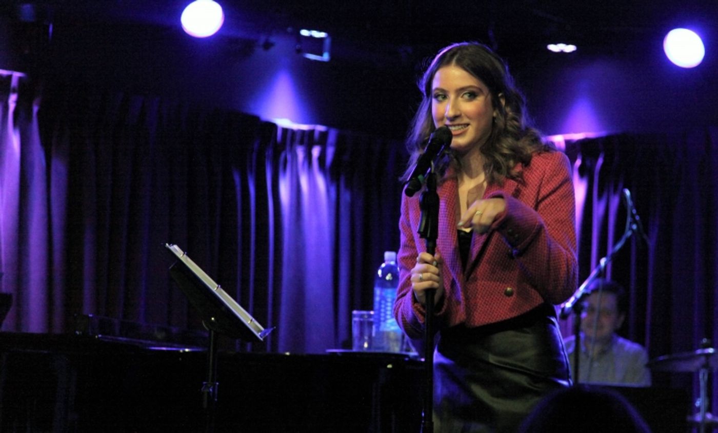 Review: Ayla Schwartz Learns Her Lesson in EVERYTHING I LEARNED I LEARNED BY GROWING TWO INCHES At The Green Room 42 Review: Ayla Schwartz Learns Her Lesson in EVERYTHING I LEARNED I LEARNED BY GROWING TWO INCHES At The Green Room 42 Image