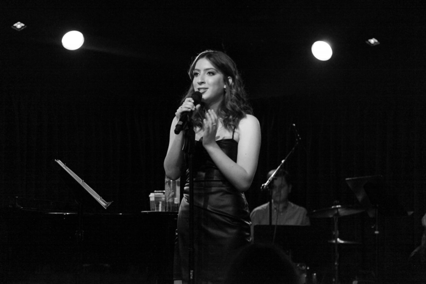 Review: Ayla Schwartz Learns Her Lesson in EVERYTHING I LEARNED I LEARNED BY GROWING TWO INCHES At The Green Room 42 Review: Ayla Schwartz Learns Her Lesson in EVERYTHING I LEARNED I LEARNED BY GROWING TWO INCHES At The Green Room 42 Image