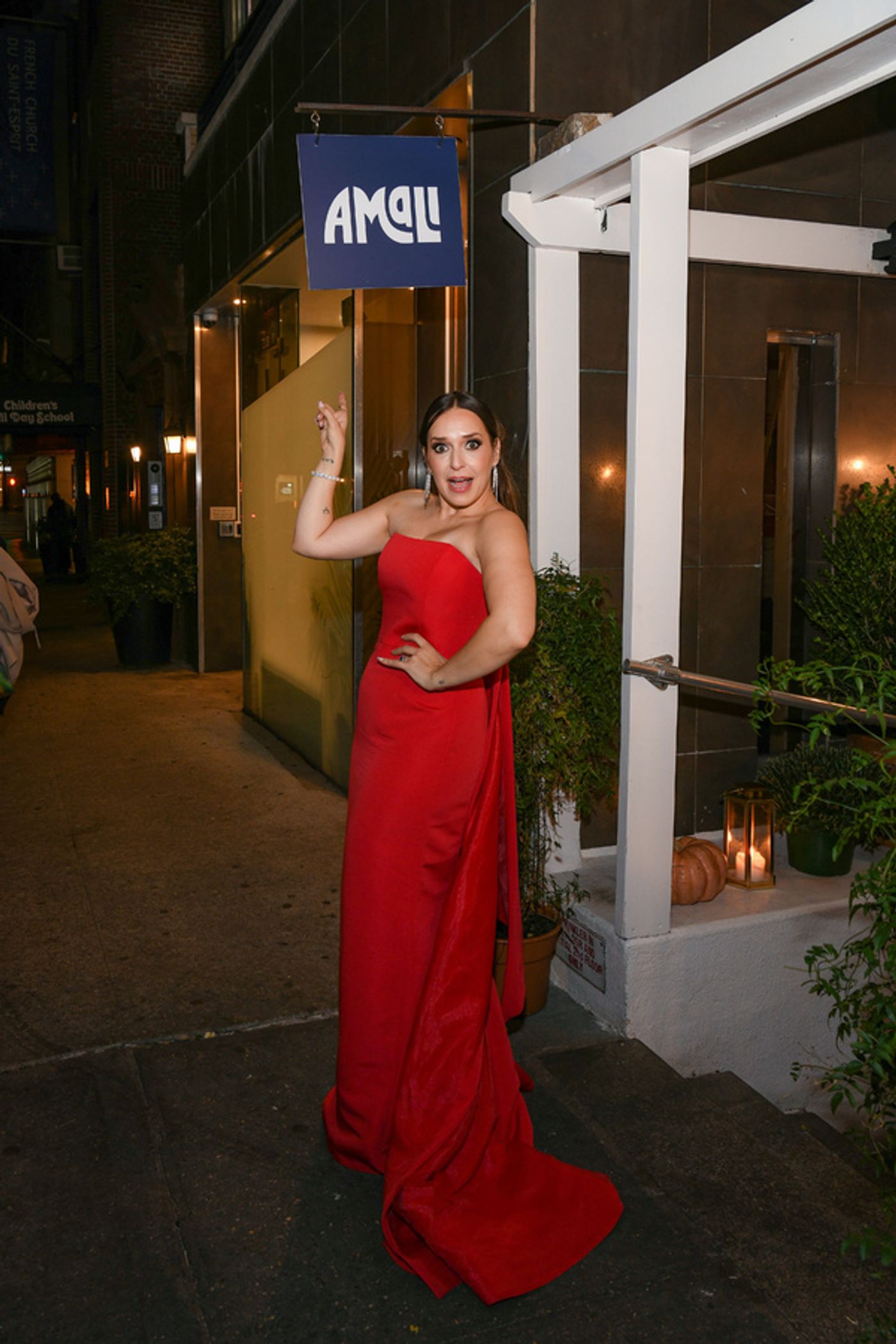 Photos: Jessica Vosk Celebrates Sold Out Carnegie Hall Show at Amali's 10th Anniversary Party  Image