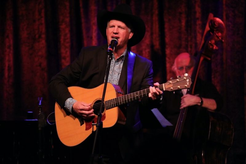 Photo Flash: Stewart Green's Look At The October 26th Edition of THE LINEUP WITH SUSIE MOSHER at Birdland Theater  Image