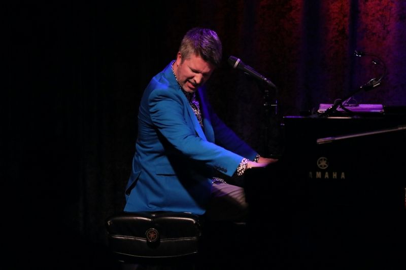 Photo Flash: Stewart Green's Look At The October 26th Edition of THE LINEUP WITH SUSIE MOSHER at Birdland Theater  Image