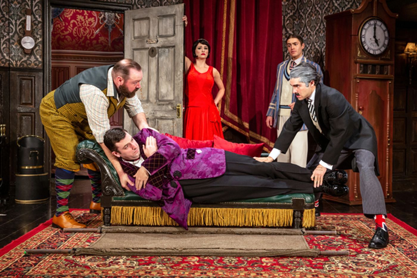 Photos: First Look at the New Cast of THE PLAY THAT GOES WRONG  Image
