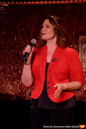 Lisa Howard @ BroadwayWorld Lisa Howard Photo