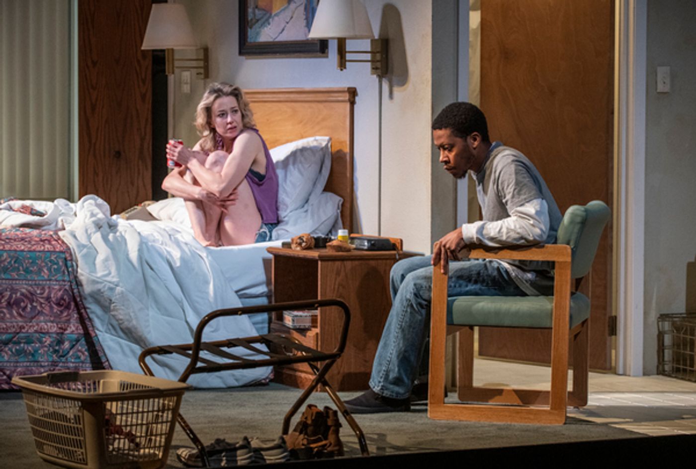 Photos: First Look at Tracy Letts' BUG at Steppenwolf Theatre Company  Image
