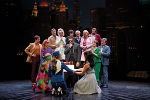 Antonio Banderas y el reparto de COMPANY @ BroadwayWorld Antonio Banderas y el reparto de COMPANY Photo